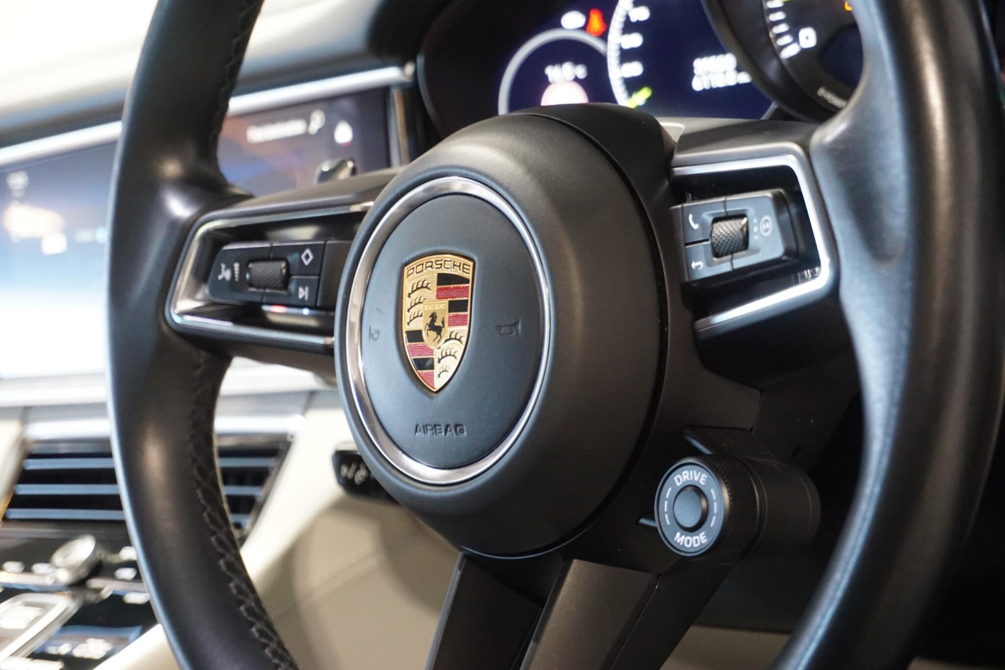 Porsche Panamera 2.9 V6 E-Hybrid 17.9kWh 4 Platinum Edition Sport Turismo 5dr Petrol Plug-in Hybrid PDK 4WD Euro 6 (s/s) (462 ps)